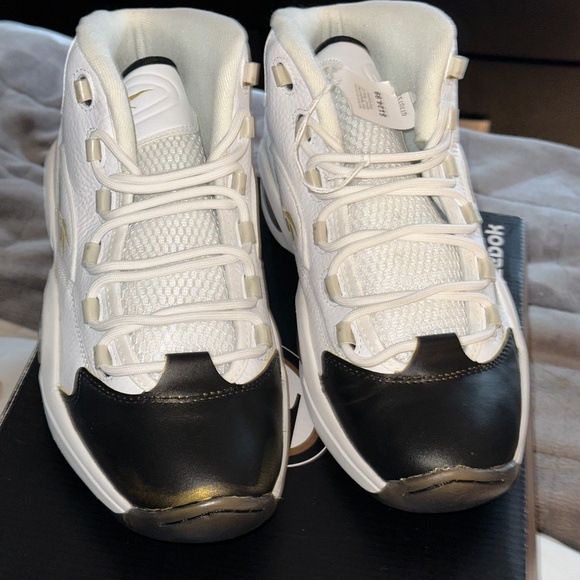 Reebok Question Mid Black & Gold Men's Size 11 US - Picture 2 of 10